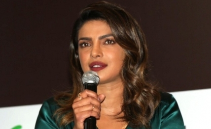 priyanka chopra_220180919141207_l